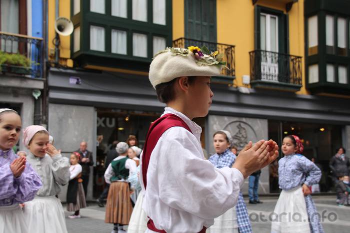 Dantzari Txiki eguna Tolosan 2016 15 1458400060922