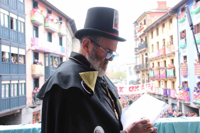 Ostegun Gizeneko txupinazoa  88 1551364307869