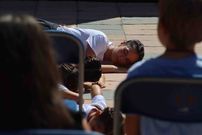 Dantzan igaro dute goiza Liz 52 1630841487656