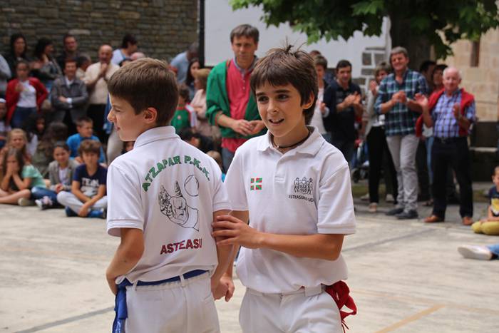 Tradizioa mantentzeko soka 132 1498747446425