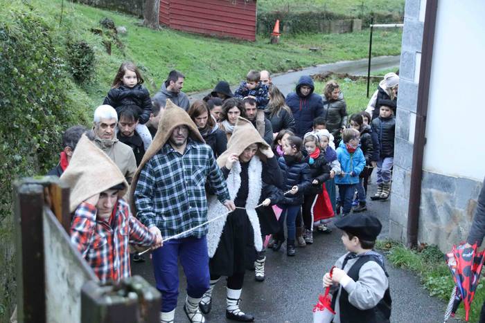 Olentzaroaren magian murgild 26 1577038497307