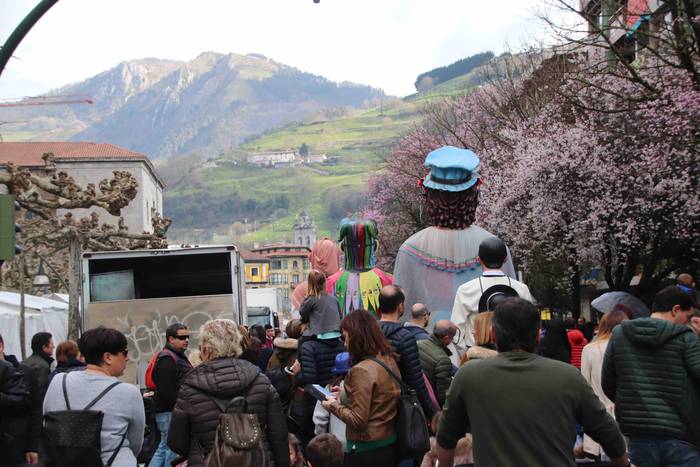 Txikitasunetik handitasunera 2 1551534371570