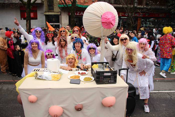 Konpartsa eta mozorroak Zald 17 1645972615904