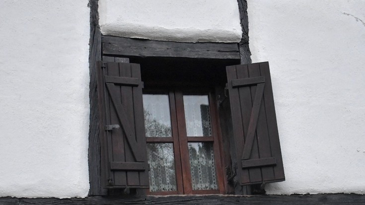 Euskararen leihoa