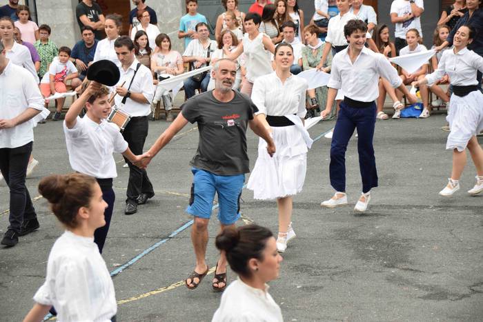 soka dantza santioak villabo 100 1532545852061