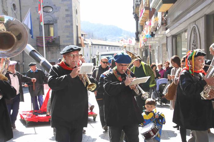 Ozenki Txistulari Taldea 52 1551446875398