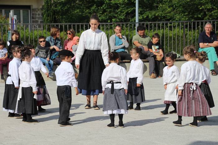 Suziria lehertzearekin bater 28 1494695689392