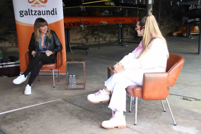 Kai Nakai, Sormenetik egitas 2 1622901326320