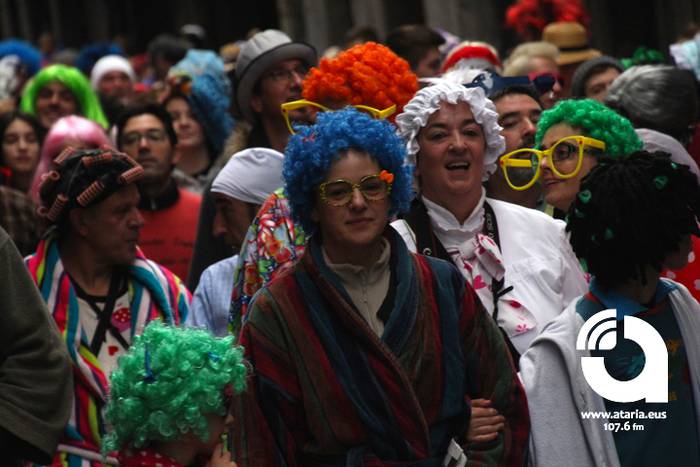 Pijamen iraultzak hartu du T 48 1488100115564