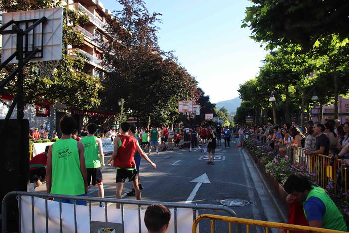 Parte hartze handia TAKEren  1 1530008167204