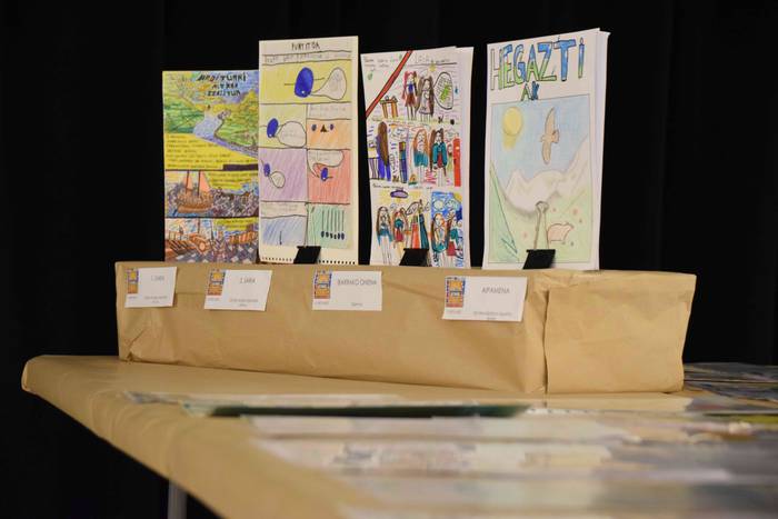 Komikigile onenek sariak esk 25 1639821975297