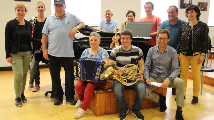 Gertuko musika onenaz gozatzeko zortzi egun