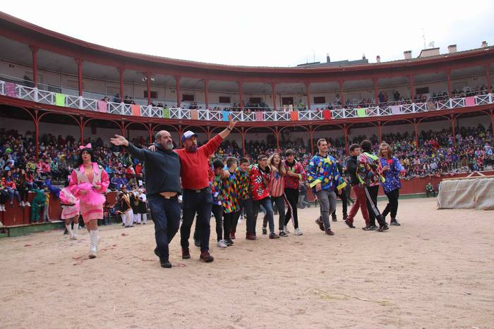 Lehenengo zezen festa, prime 17 1551374953494