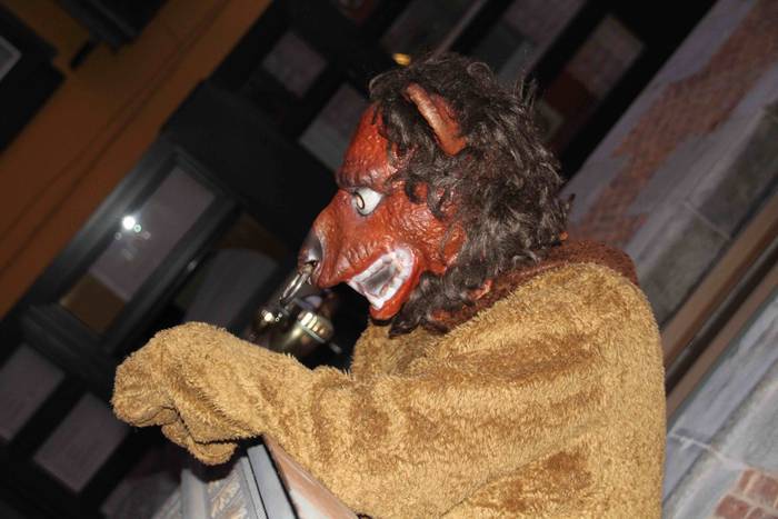 Hartzaren beldur, baina inau 4 1550950093673