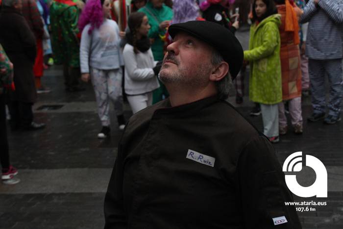 Pijamen iraultzak hartu du T 24 1488099989334