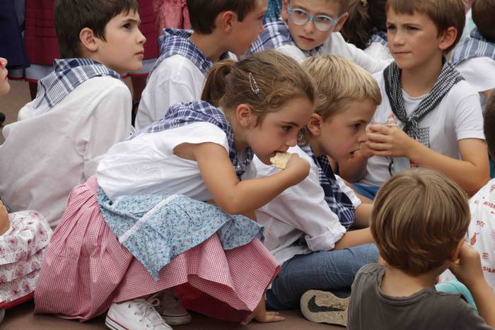 Jendetsua izaten ari da Erro 11 1659205825512