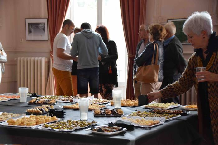 Targazki elkartearen erakusk 14 1560608080304