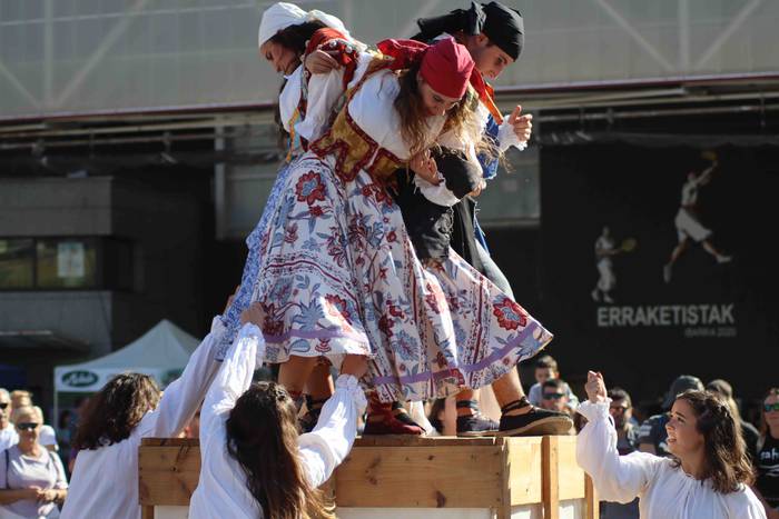 Kilometroetara iritsi dira i 27 1664732570854