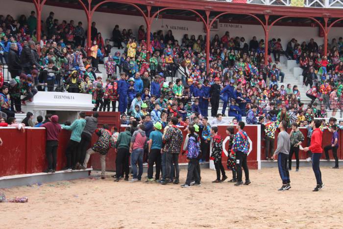 Inauteriak 2020, zezenak Ost 34 1582222558386