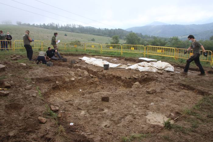 Material "aberatsa" duen lub 2 1626356838206