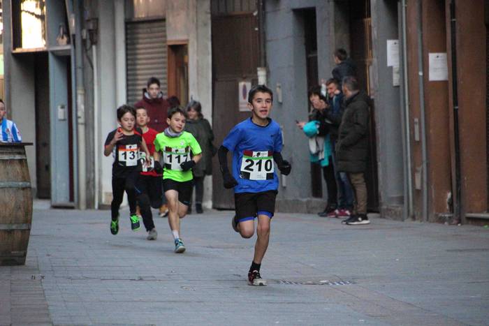 Lehiarik gabe korrika, Alegi 8 1577811876952