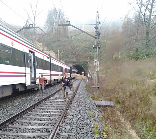 Luizi batek tren zerbitzuan aldaketak eragin ditu