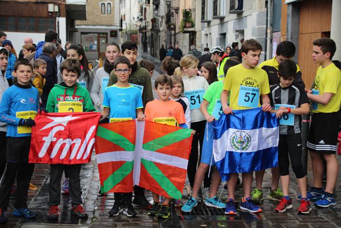 Hirugarrenez, elkartasuna El 24 1515333976486