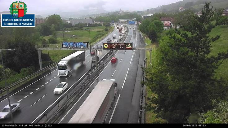 N-1 errepideko auto pilaketak Tolosaraino iristen dira