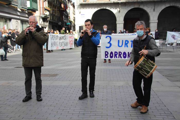 "Gal dezatela gu kalean ez i 7 1613222232357