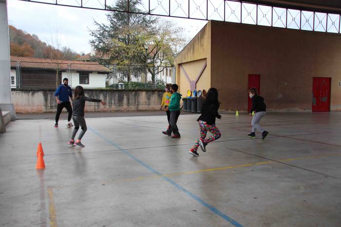 Haurrek kirol ezberdinak pro 30 1608389678130