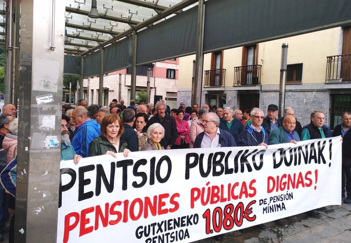 Pentsiodunen mobilizazio jendetsua Amasa Villabonan