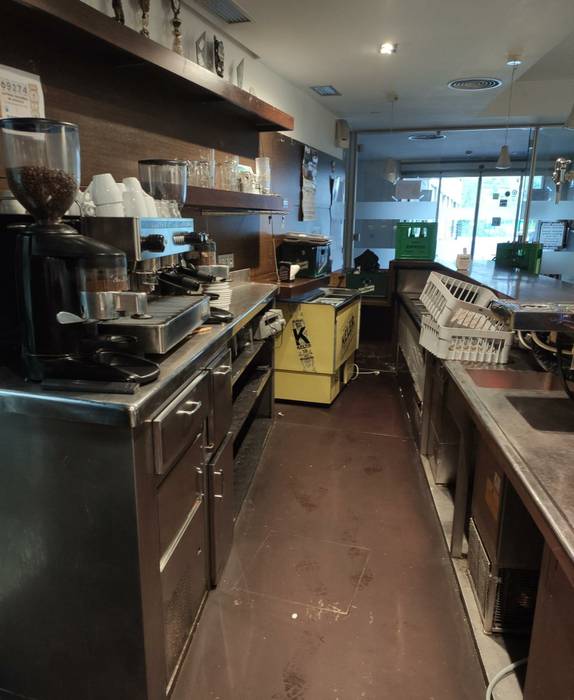 Salbadora jubilatu etxeko taberna-jatetxeko ustiaketaren kargu egiteko esleipen prozesua martxan