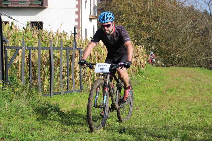 olarrain auzoa abraham olano 28 1572182914767