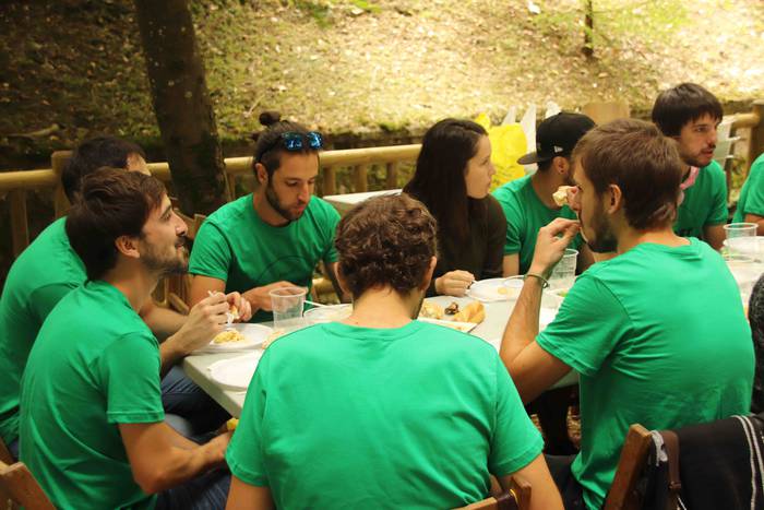 Kuadrillan bazkaltzea bezala 59 1564494495459