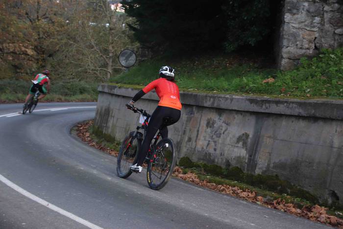 Alexander Ordeñana eta Zuriñ 64 1543079299462