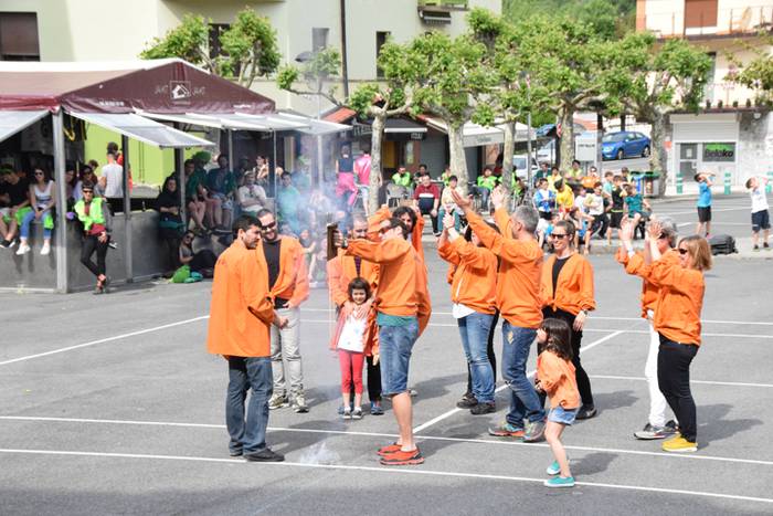 Anoeta kuadrilla eguna 2016 4 1463855779051