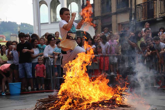 Txikienak ere saltoka 28 1561316732090