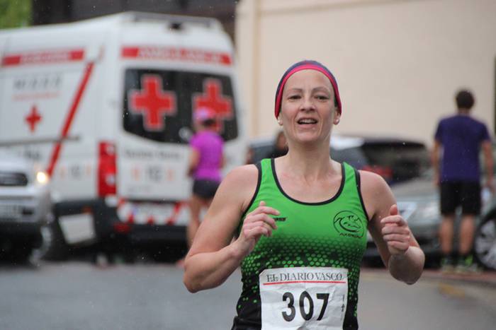 Aitziber Ibarbia eta Julen L 62 1493554075320