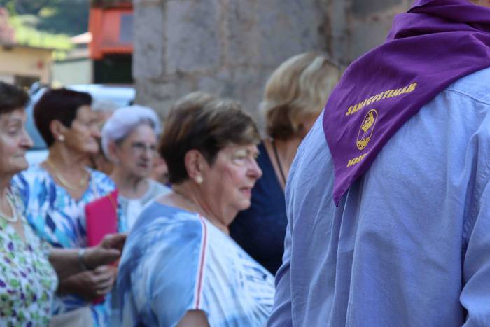 Meza nagusiaren osteko dantz 8 1661685518611