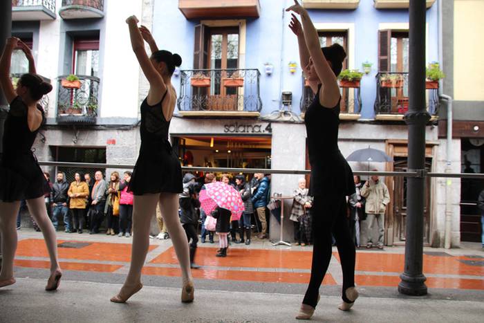 Zerkausiko barandan ballet i 30 1491139479041