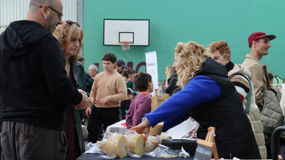 Dagoeneko eman daiteke izena Orendaingo azokan postua jartzeko