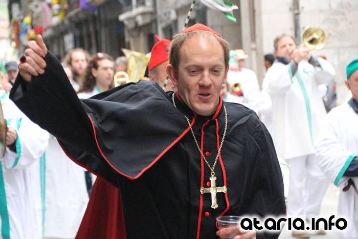 inauteriak 2016 zaldunita zezen plaza 17 1454867180131