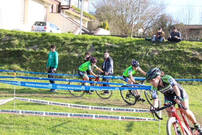 ASTEASUKO ZIKLO KROSA 2016 3 1481214809724