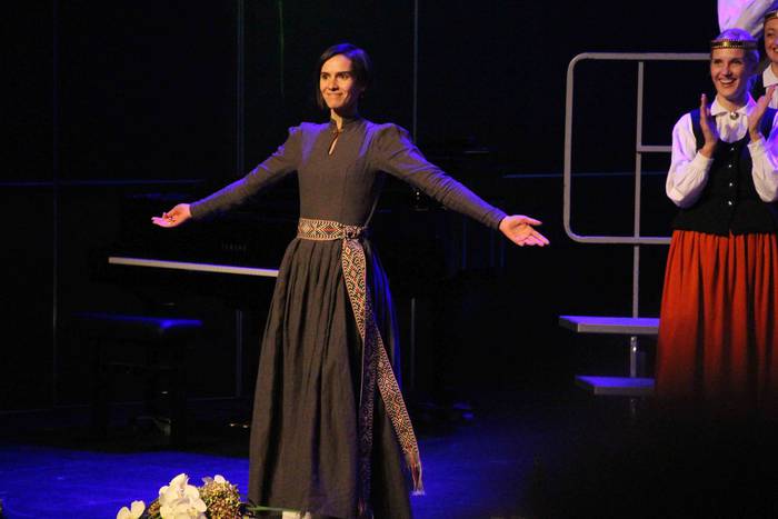 Indonesiako Batavia Madrigal 46 1572798003082