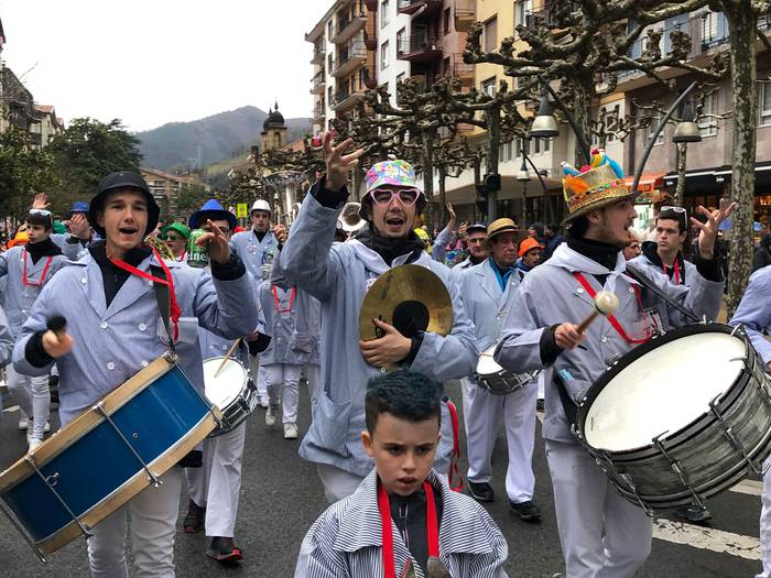 Itzuli dira plazara 74 1645726416729