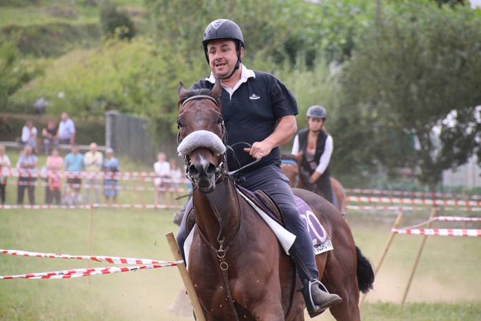 Zaldiak lasterka, gazteak desafioan 76 1472407059187