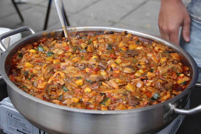 5.000 kilo txanpinoi saltsan 10 1571486533871