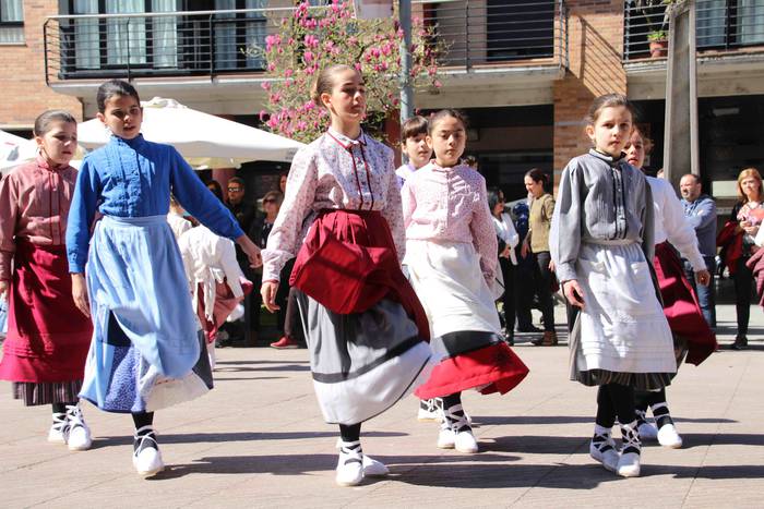 Villabona-dantzari-eguna-Oin 18 1553345911605