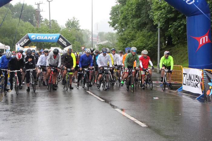 Zeruari begira, Gipuzkoa zeh 20 1496479605949