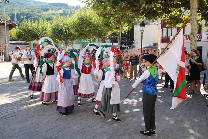 Giro beroa, festetako egun handian 25 1475154450245